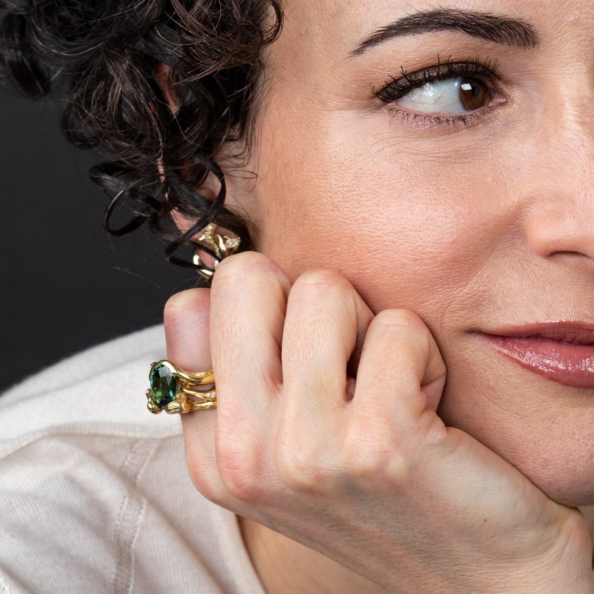 Bague de Vigne Saphir Vert