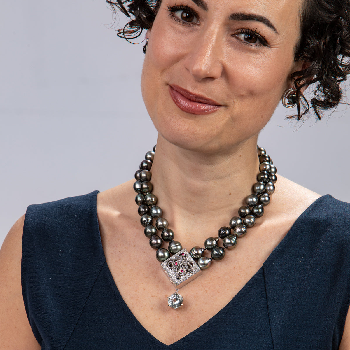 Oh-My-Gosh Tahitian Pearl Necklace