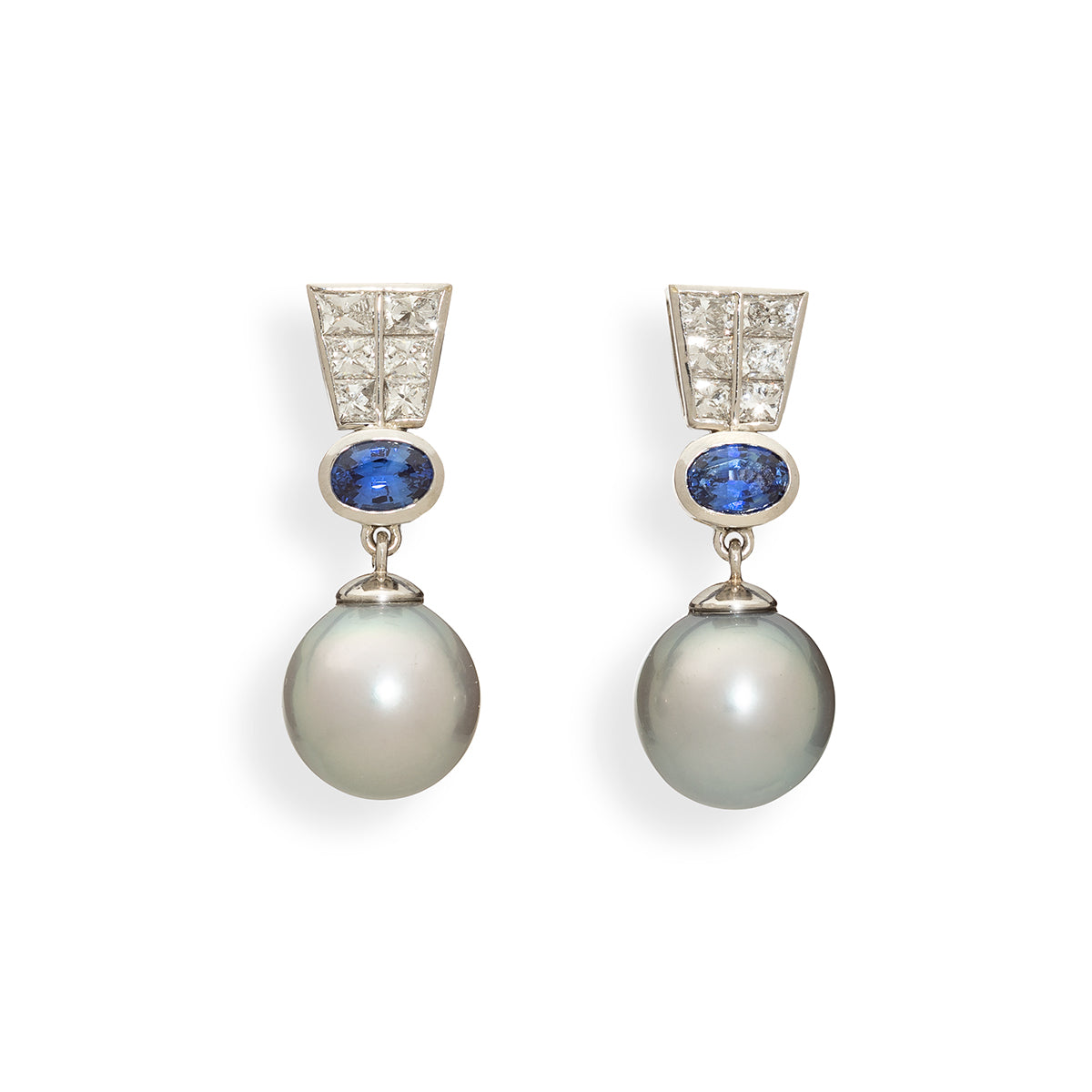 Boucles d'oreilles diamant, saphir et perle