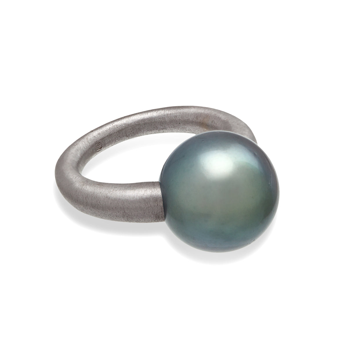 Large Orbit Pearl Ring