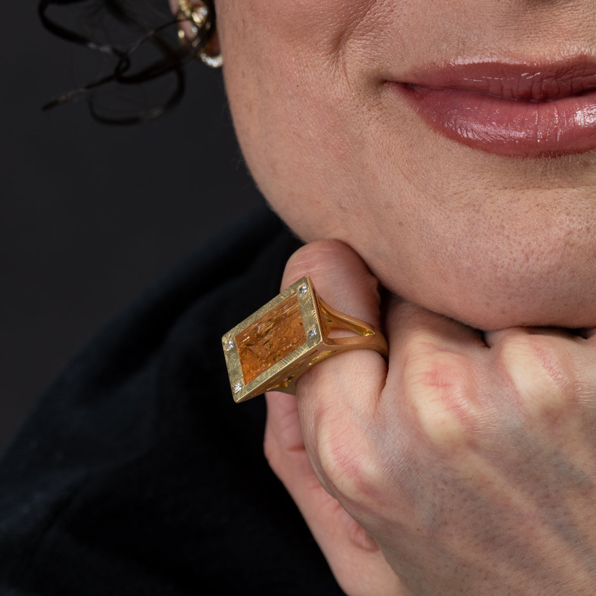 Flat Citrine Pierced Sides Ring