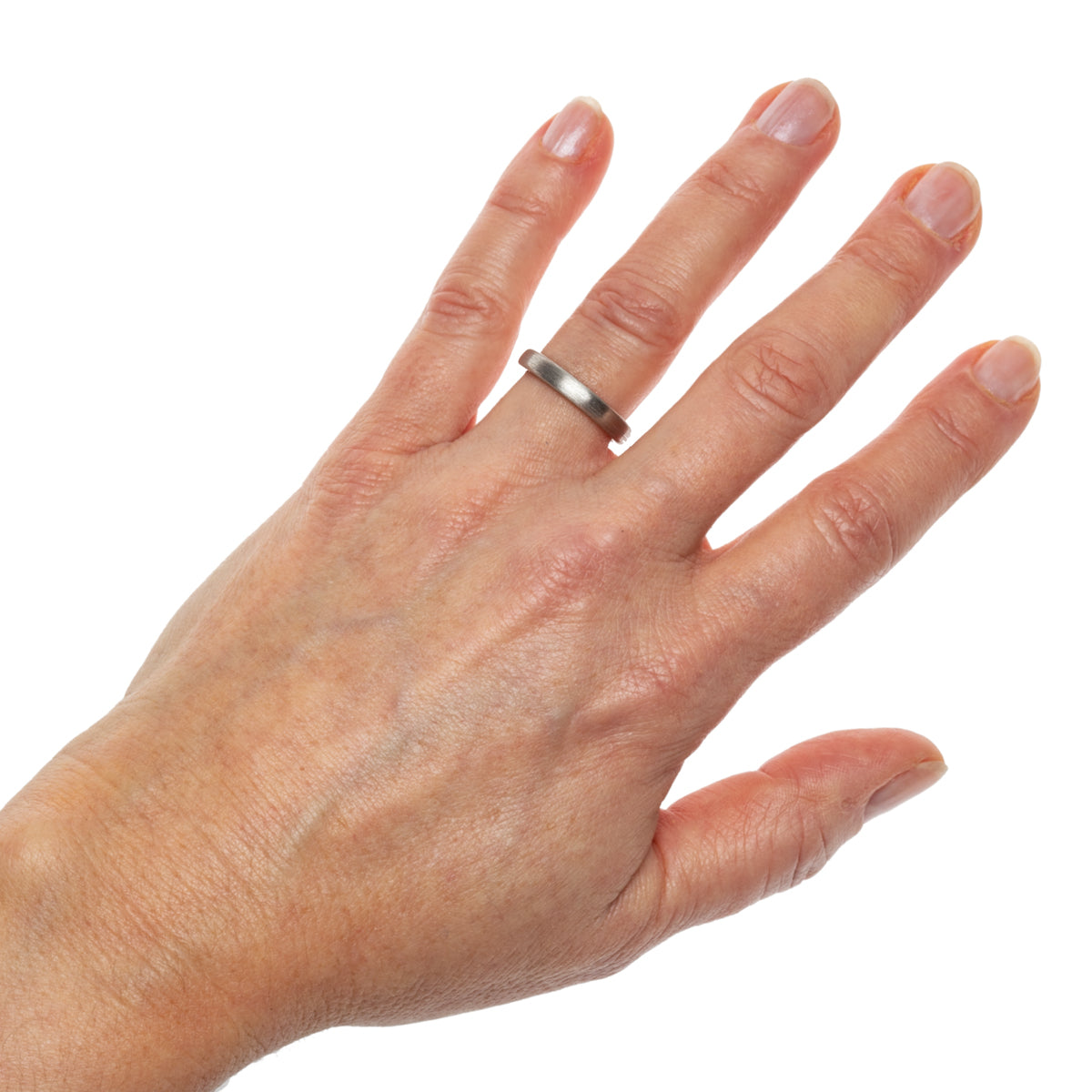 Narrow Comfort Ring