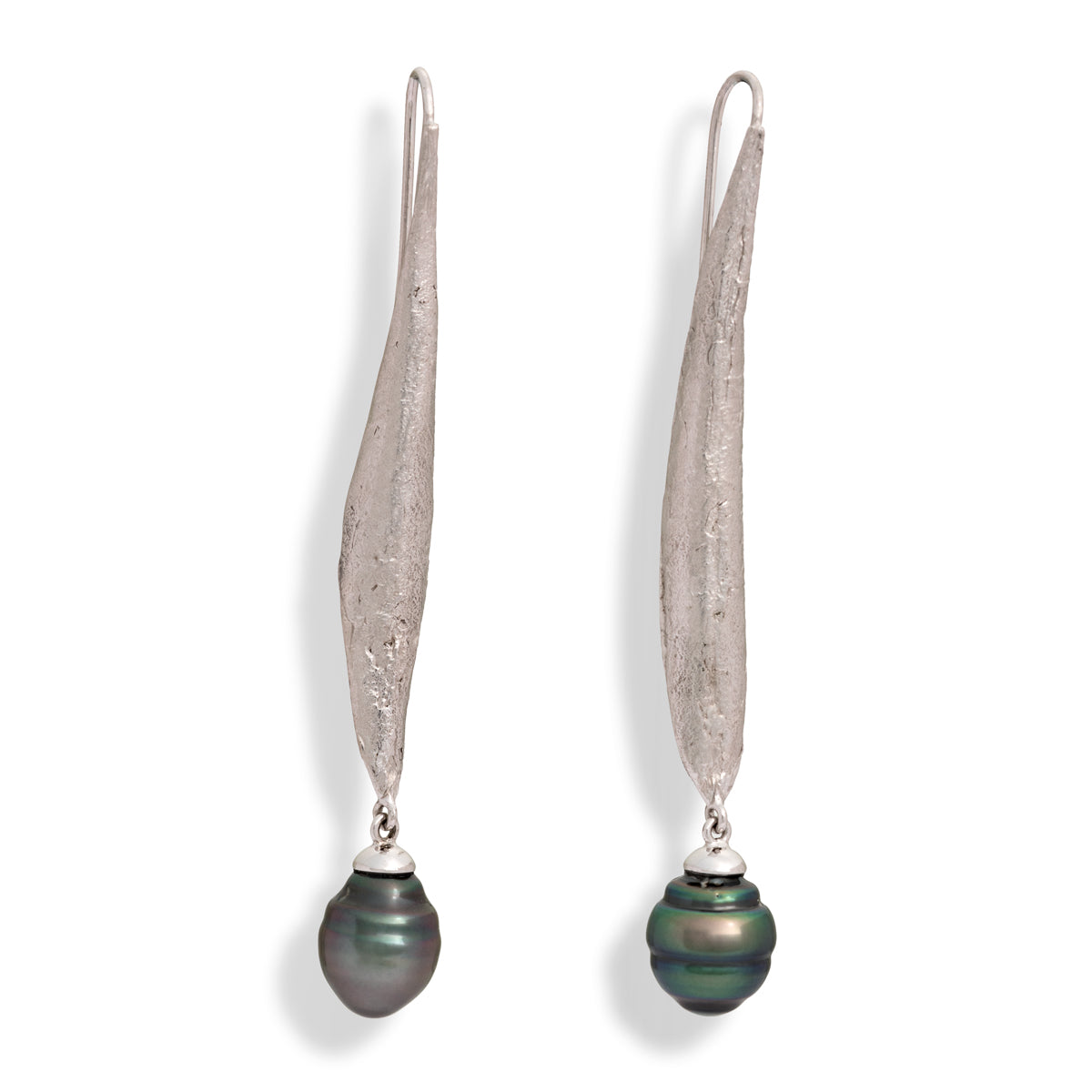 Boucles d'Oreilles Feuille d'Olivier sur Fil