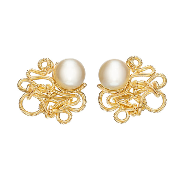 Coil Pearl Earrings
