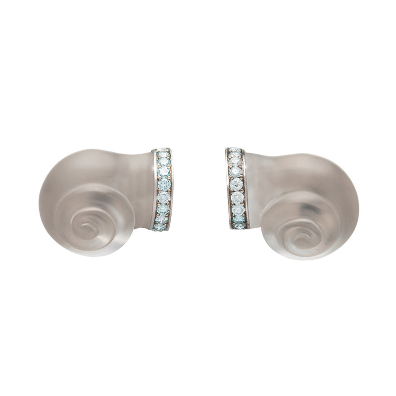 Boucles d’oreilles Escargots Cristal de Roche et Diamants Bleus